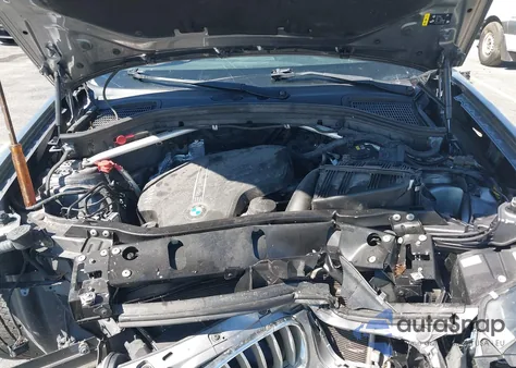 2017 BMW X3 Sdrive28I z USA, uszkodzony, nr VIN 5UXWZ7C53H0T44447